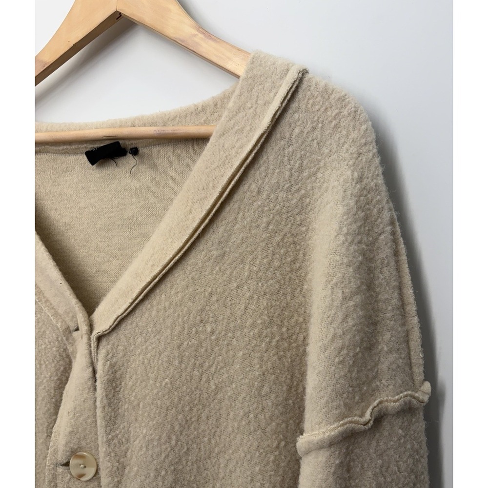 Out From Under Urban Outfitters Cardigan Sweater Womens Size Medium Fuzzy Tan - Picture 2 of 9